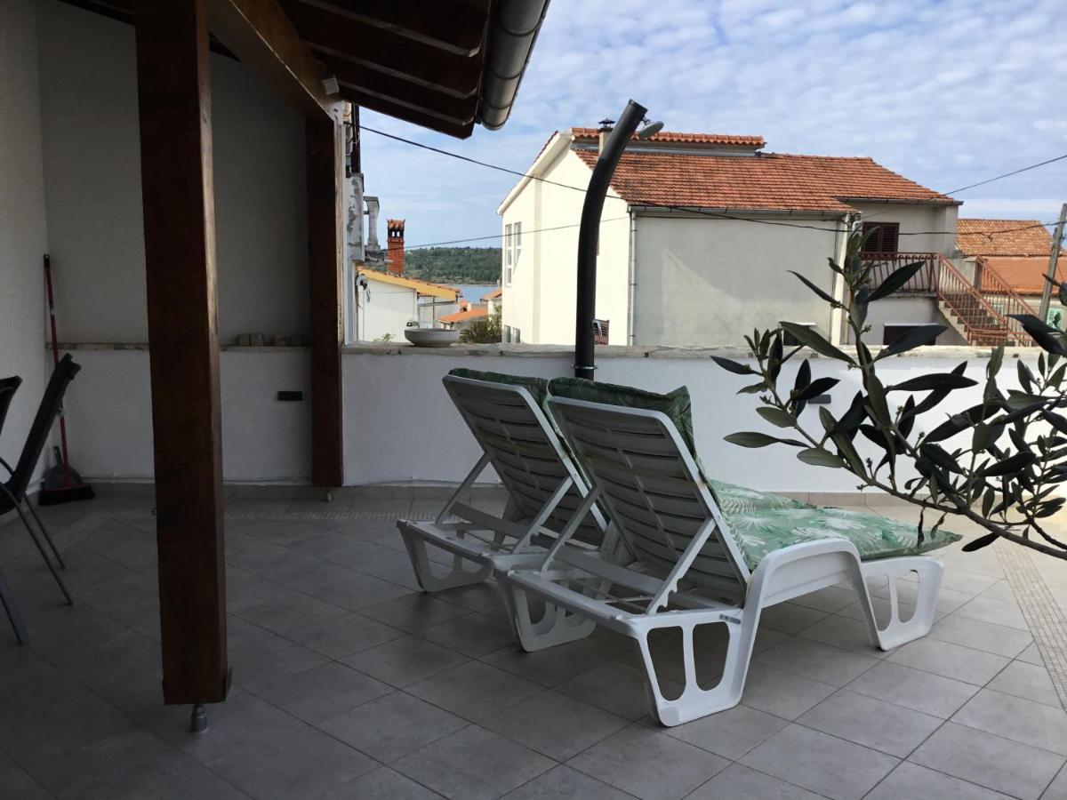 Stein Haus Villa Pirovac Buitenkant foto
